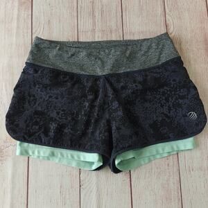 MPG layered athletic shorts sz XS